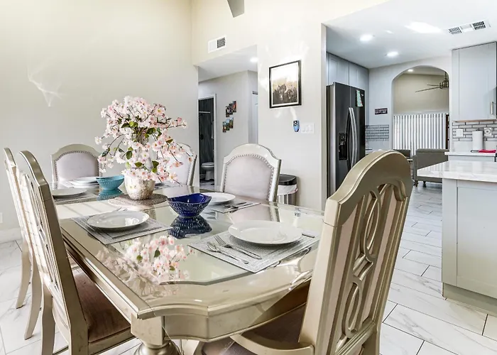 Holiday home Oasis W/ Diving Pool By Spring Training, Dtwn Mesa