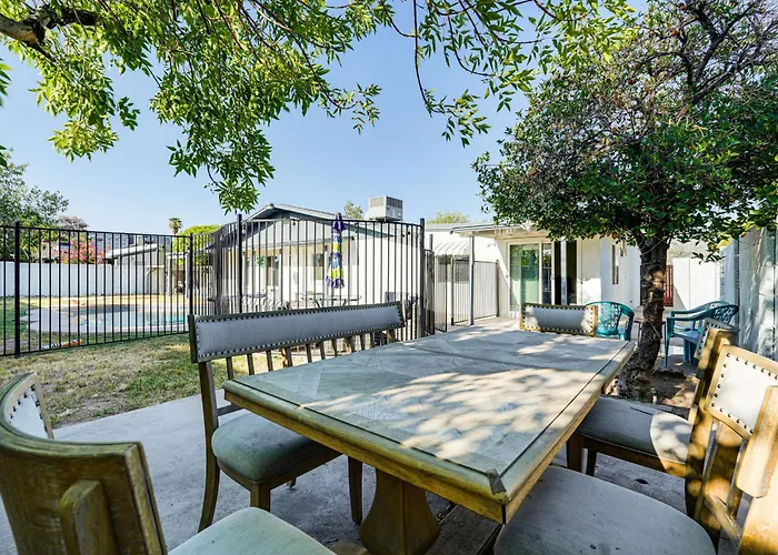 Holiday home Oasis W/ Diving Pool By Spring Training, Dtwn